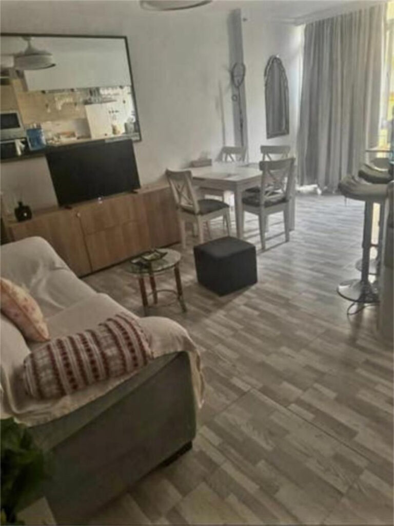 Drie-slaapkamer appartement in Marbesa in Marbesa - hoofdfoto