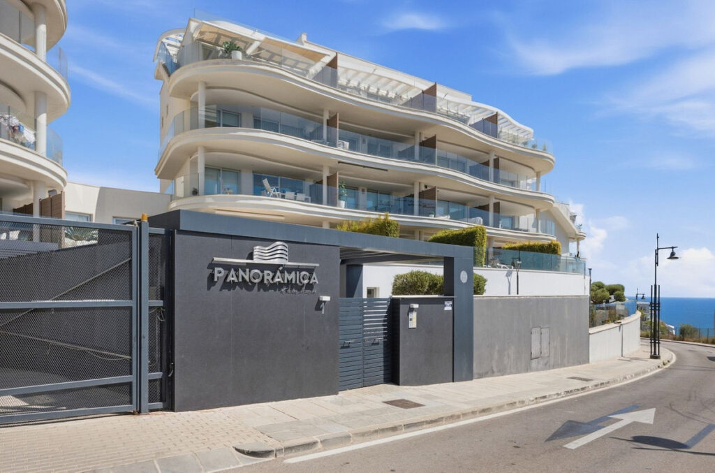 Drie-slaapkamerappartement in Higueron met zeezicht in Higueron - hoofdfoto