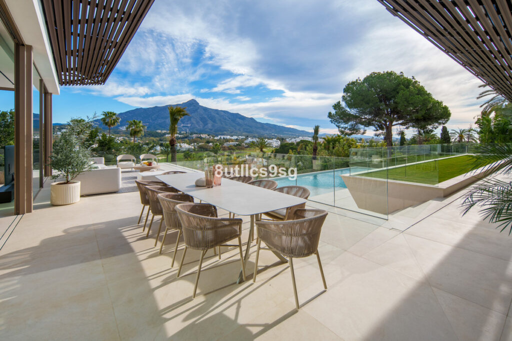 Vijf-slaapkamer villa in Nueva Andalucía, Marbella in Nueva Andalucía - hoofdfoto