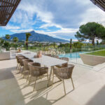 5 bedroom House in Nueva Andalucía