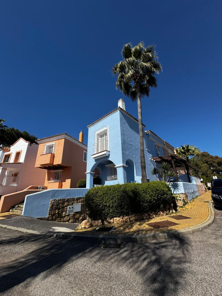 2-slaapkamerwoning in Nueva Andalucía in Nueva Andalucía - hoofdfoto