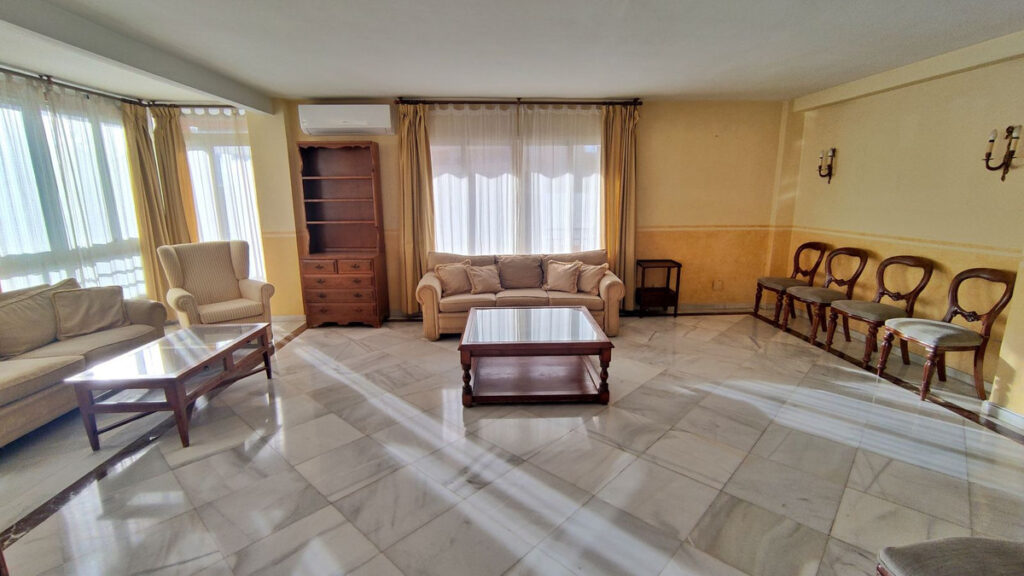 Ruim zuidgericht appartement met 4 slaapkamers in Marbella in Marbella - hoofdfoto