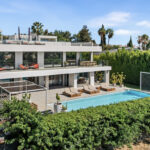 Villa met vijf slaapkamers in Nueva Andalucía