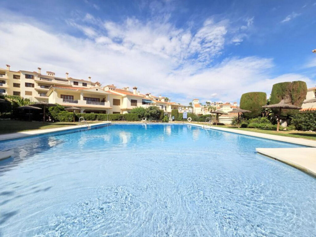 3-slaapkamer appartement in La Duquesa in La Duquesa - hoofdfoto