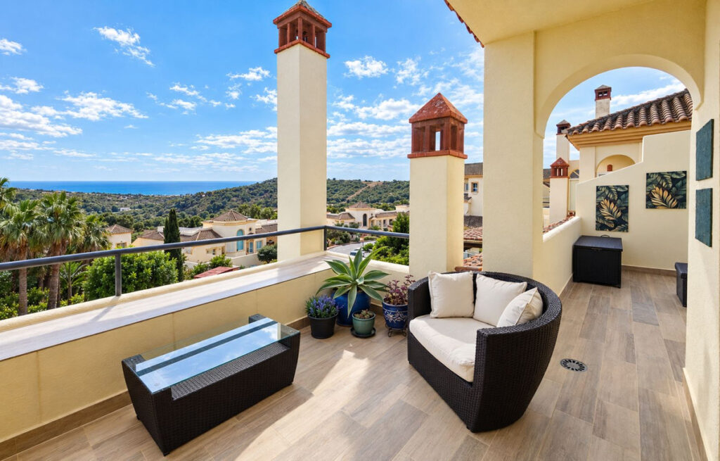 Duplex penthouse met 3 slaapkamers in San Roque Club in San Roque Club - hoofdfoto