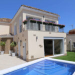 Villa met 4 slaapkamers nabij het strand in San Pedro de Alcántara