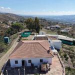 6 bedroom House in Benamargosa